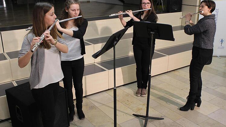 Das Flötenensemble "Kammerdings" mit Caroline Grasser, Lisa Geißler, Nele Fuchs und Melanie Schauer Foto: fra-press
