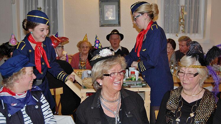 Kappenabend in Steinach mit dem Motto "Steinach über den Wolken" Foto: Sigismund von Dobschütz