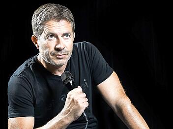 Rolf Miller gilt als der "konsequenteste Minimalist auf deutschen Kabarettbühnen". Foto: Sandra Schuck
