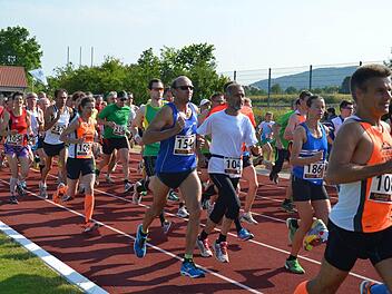Gut gelaunt ging es zu beim Start zum Hauptlauf. Fotos: privat
