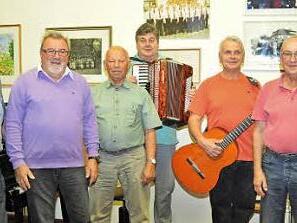 Die "Flotten Pensionisten" wollen eine CD mit Eberhard Hertel aufnehmen. Foto: Ingrid Kohles