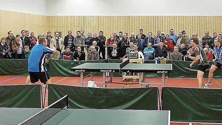 Während es im Fußball zunehmend schwierig wird, genügend Spieler für eine Mannschaft zusammenzubekommen, erlebt sowohl beim TSV Teuschnitz als auch beim TSV Windheim die Tischtennis-Abteilung regen Zulauf. Foto: Archiv/Trebes