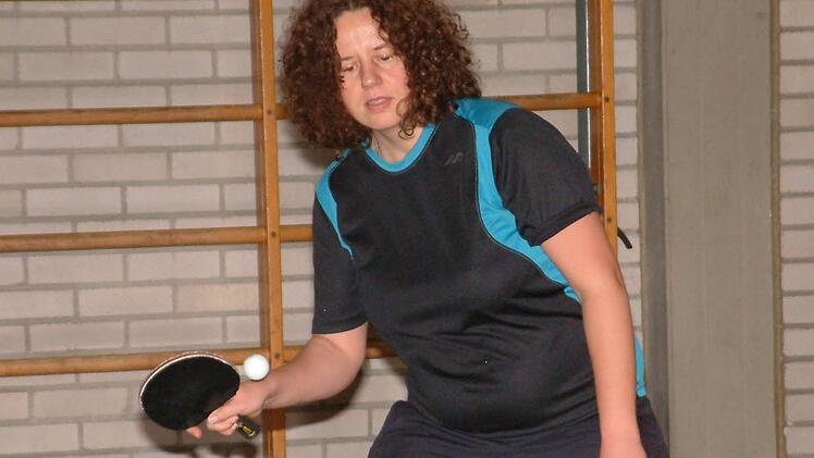 Garant für den 8:5-Sieg der TS Kronach II gegen die SG Neuses war Manuela Heim. Sie blieb in ihren drei Einzeln ohne Satzverlust und gewann auch das Doppel mit Elisabeth Seiler. Foto: Hans Franz
