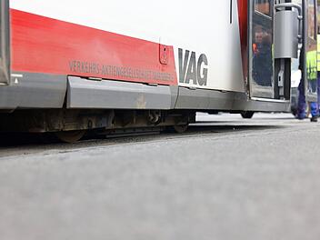 Nürnberg: Bauernprotest "bremst Busse und Bahne aus" - VAG mit Warnung vor Freitag