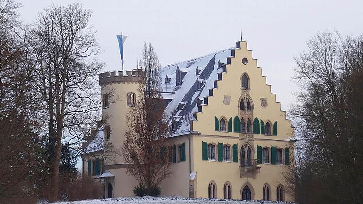 Winterzauber: Schloss Rosenau. Foto: Jochen Berger