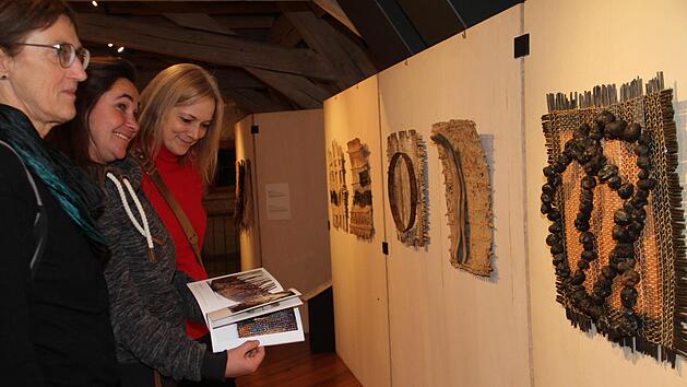 Zum Ausstellungsende ist ein Begleitbuch erschienen, welches auch als Anregung f&uuml;r das Handwerk dienen k&ouml;nnte.  Foto: gerda V&ouml;lk