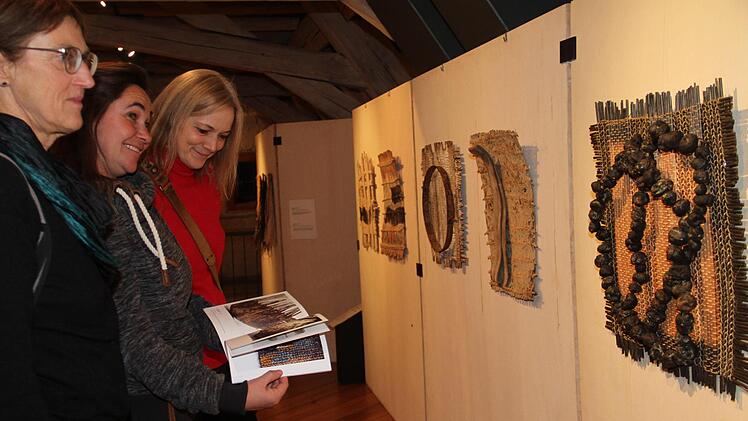 Zum Ausstellungsende ist ein Begleitbuch erschienen, welches auch als Anregung für das Handwerk dienen könnte.  Foto: gerda Völk