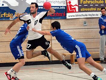 Jürgen Wonner war mit sieben Treffern der erfolgreichste Torschütze der TSH, fand aber wie seine Teamkollegen in der Schlussphase kein Erfolgsrezept mehr gegen die spielstarken Gäste. Foto: herzopress