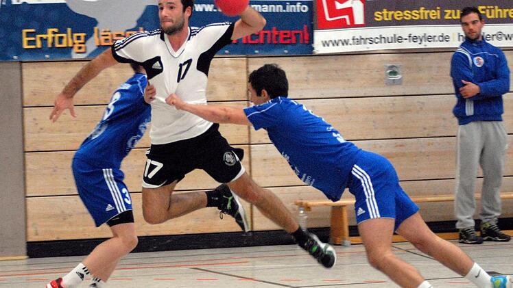 Jürgen Wonner war mit sieben Treffern der erfolgreichste Torschütze der TSH, fand aber wie seine Teamkollegen in der Schlussphase kein Erfolgsrezept mehr gegen die spielstarken Gäste. Foto: herzopress