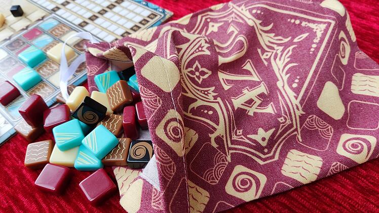 Azul: Meister-Chocolatier: Rezension des Pralinen-Puzzelspiels