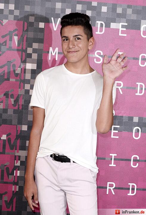 Red Carpet - MTV Video Music Awards 2015