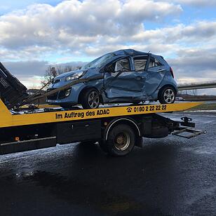 Arbeiter stirbt bei Unfall auf A3 bei Geiselwind: Bilder vom Unfallort