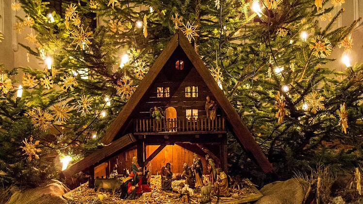 Krippenszene in Heilig Kreuz in CoburgFoto: Archiv / Jochen Berger