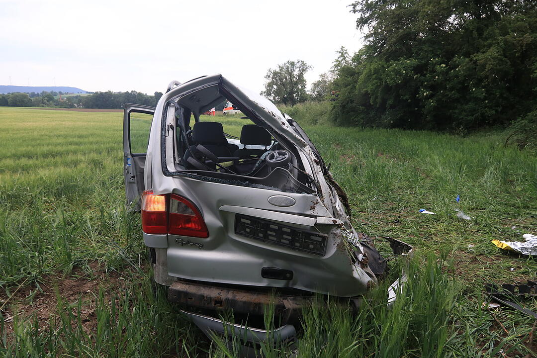 Familienausflug endet in schwerem Unfall