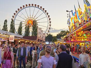 Riesenrad am Gäubodenvolksfest in Straubing