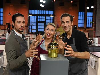 Von links: Ren&eacute; Casselly, Anna-Carina Woitschack und Alexander Mazza hatten es ins Finale von "Das gro&szlig;e Promibacken" auf SAT.1 geschafft.