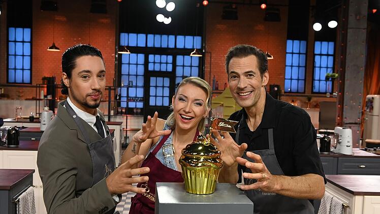 Von links: Ren&eacute; Casselly, Anna-Carina Woitschack und Alexander Mazza hatten es ins Finale von "Das gro&szlig;e Promibacken" auf SAT.1 geschafft.