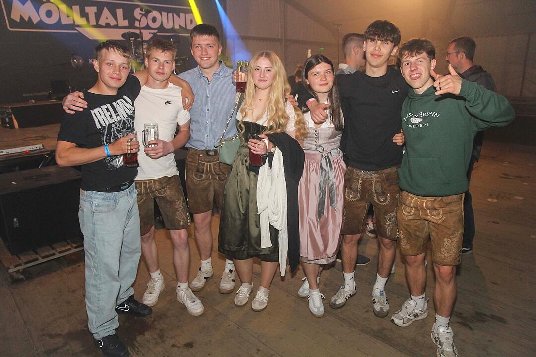 Festabend mit &bdquo;M&ouml;lltal Sound&ldquo;