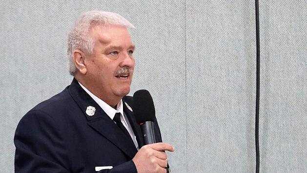 Trauer um W&uuml;rzburger Ehrenkreisbrandmeister - fast 50 Jahre engagiert