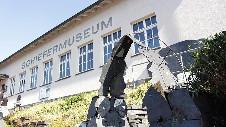 Im Schiefermuseum in Ludwigsstadt erfahren Besucher, wie heute Schiefer abgebaut wird - und sie erleben die harten Arbeitsbedingungen der Vergangenheit.