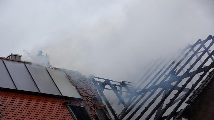 Scheunenbrand in Langendorf. Foto: Arkadius Guzy