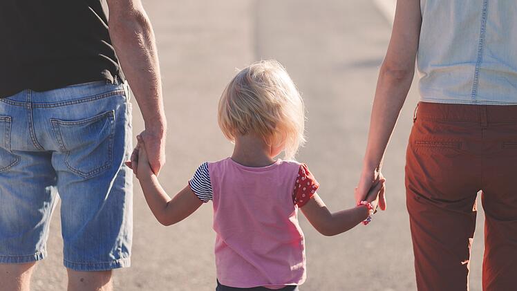 Nürnberger Land : Amt für Familie und Jugend Nürnberger Land sucht dringend Bereitschaftspflegeeltern
