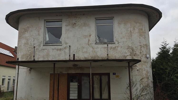 Das alte Mainleuser Kino ist als Flüchtlingsunterkunft in der Diskussion. Foto: Jürgen Gärtner