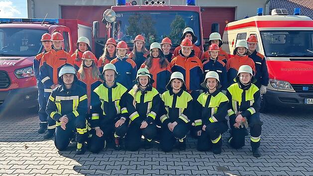 Die jungen Feuerwehrmänner- und frauen haben einen 24-Stunden-Übungstag gemeistert.