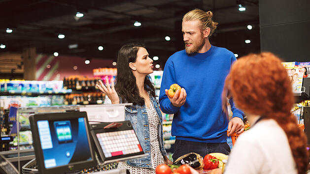 Supermarkt, Kassiererin, Einkaufen, Discounter, Kasse, Bezahlen