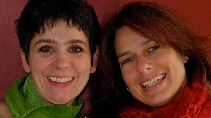 Barbara Bollerhoff und Petra Ringelmann-Blank, die sich als Autorenduo "Ringelhoff und Bollermann" in Franken einen Namen machten.  Foto: privat
