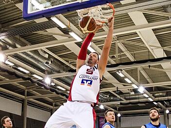 Center Daniel Stawowski ist nach einem kurzen Gastspiel in der Pro B wieder zurück beim BBC Coburg. Der Leistungsträger vergangener tage wird bereits am Sonntag ab 16 Uhr für die Vestestädter gegen den TTL Bamberg auf Korbjagd gehen. Foto: Sebastian Buff