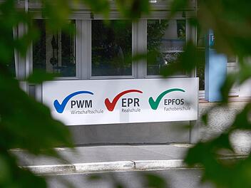 An der privaten Fachhochschule in Schweinfurt hat ein ganzer Jahrgang das Abitur nicht bestanden.  Foto: Daniel Peter/dpa