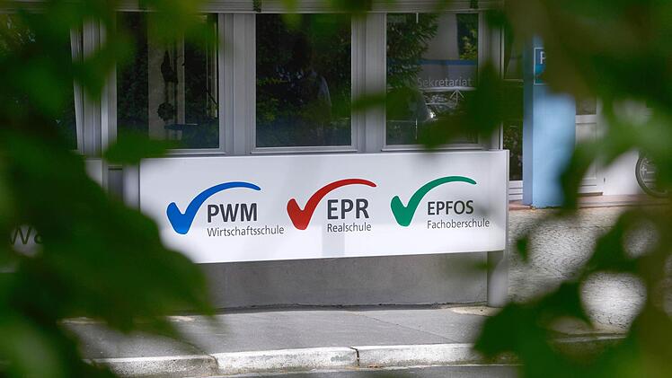 An der privaten Fachhochschule in Schweinfurt hat ein ganzer Jahrgang das Abitur nicht bestanden.  Foto: Daniel Peter/dpa