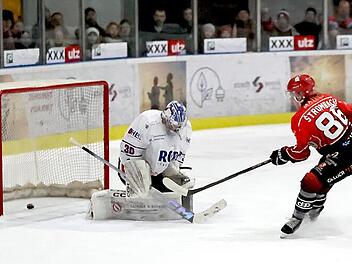 Ha&szlig;furt Hawks verpassen Titel gegen clevere Eispiraten