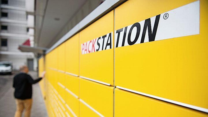 Wegen hoher Nachfrage will die Deutsche Post ihr Netz an Packstationen stark ausbauen Foto: Lino Mirgeler, dpa