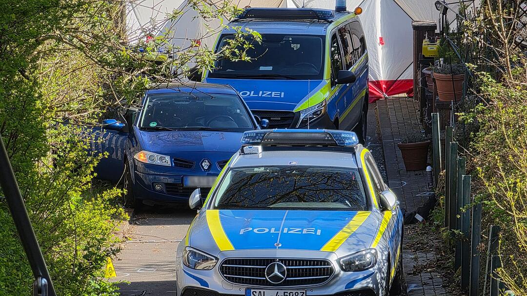 Mann stirbt nach Polizeisch&uuml;ssen bei Verfolgungsfahrt