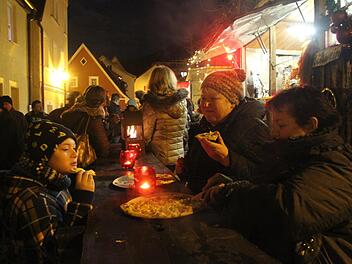 "Kulmbach im Advent" lockte am Wochenende viele Tausend Besucher in die Altstadt. Fotos: Sonny Adam