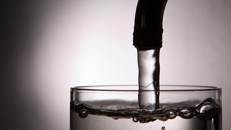 Versbach: Trinkwasser im Versorgungsgebiet gechlort - "Anzeichen für positiven bakteriologischen Befund"
