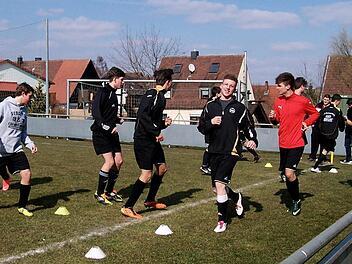 Zum Training kommen die U19-Spieler der JFG Schwanberg so zahlreich wie möglich und immer pünktlich. Was aber ihnen nächste Runde noch fehlt, ist ein Coach.  Foto: Zimmermann