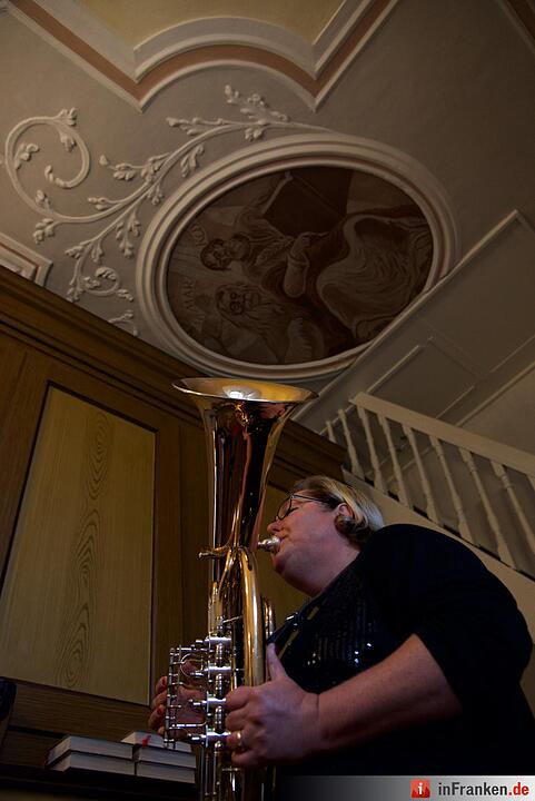 Nach einjähriger Kirchensanierung: Hannberg feiert die Wiedereröffnung der Wehrkirche der Pfarrei Geburt Mariens Hannberg