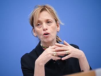 Pressekonferenz Seniorinnen und Senioren in der digitalen Welt