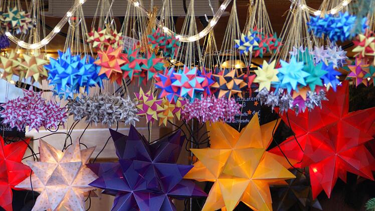 Weihnachtlicher Schmuck auf der Wallburg-Weihnacht