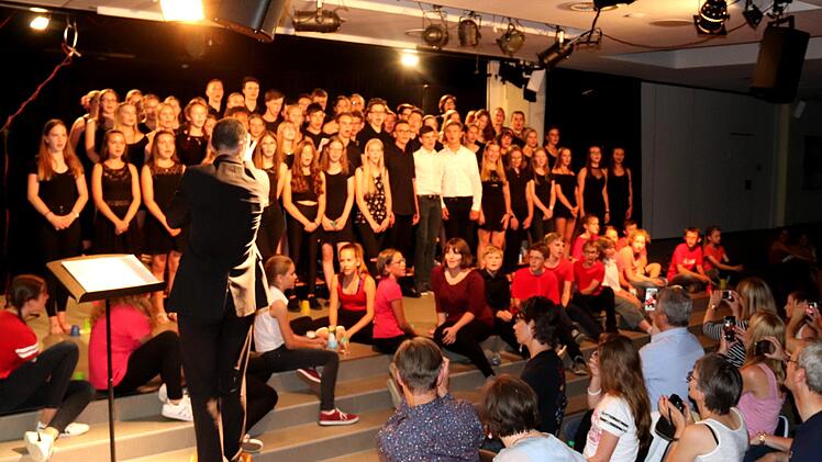 Viel Spaß beim "Cup-Song"  Foto: Johanna Blum