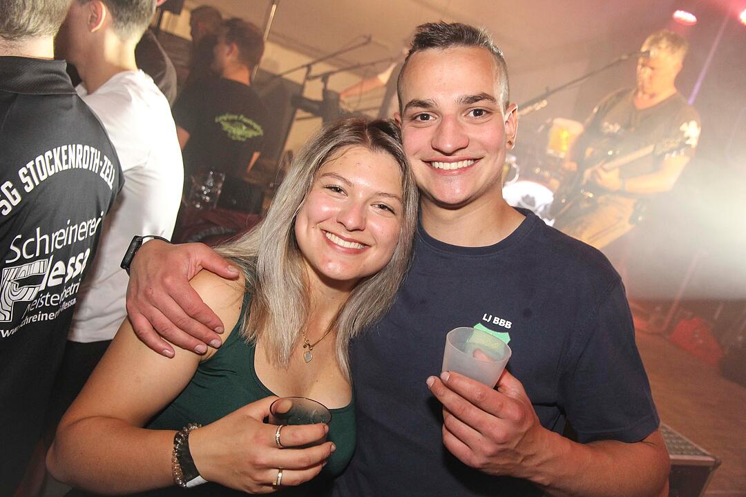 Gro&szlig;losnitz feiert!