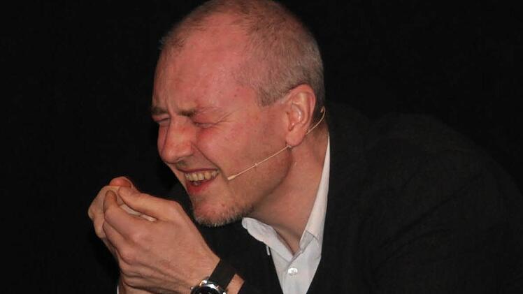 Markus Grimm auf der Eltmanner Bühne  Fotos: Günther Geiling