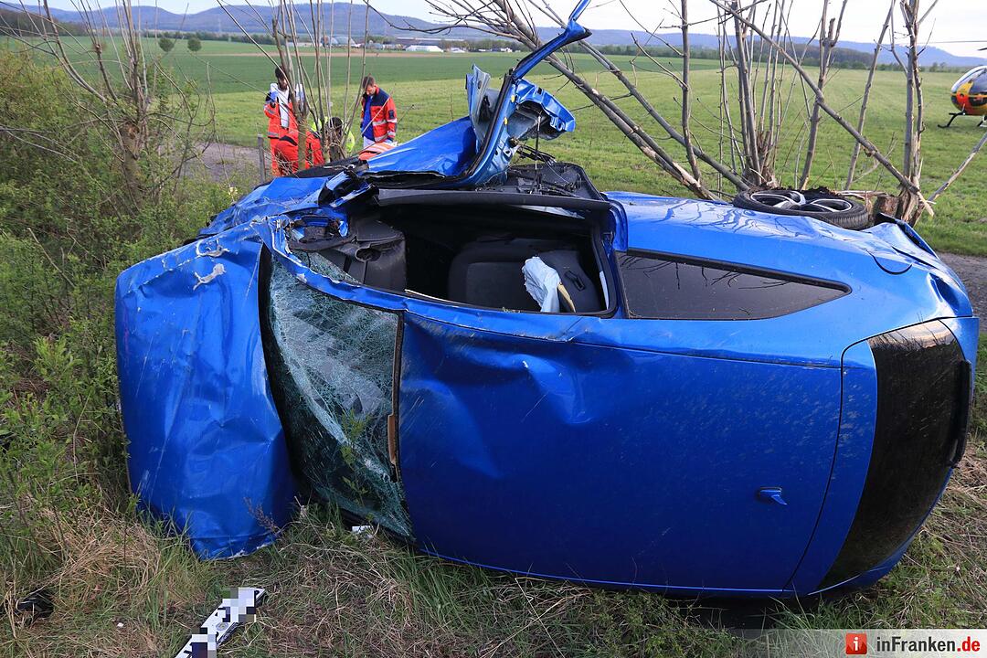 Nicht angeschnallt: Fahrer wird auf A70 bei Knetzgau aus Auto geschleudert