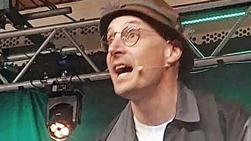 Fabian Wahler ist stets ein Highlight bei der Ebenh&auml;user Elferratssitzung.