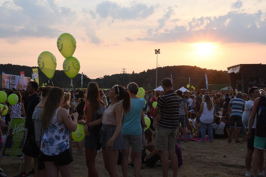 Wincent Weiss spielt kostenloses Konzert in Baiersdorf - BR-Radltour 2018