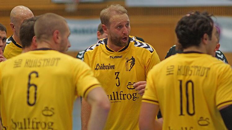 Spielertrainer Johan Andersson macht die Ansagen auch in der kommenden Saison bei der HG Kunstadt - dann in der Landesliga Nord.  Foto: Archiv/Matthias Schneider