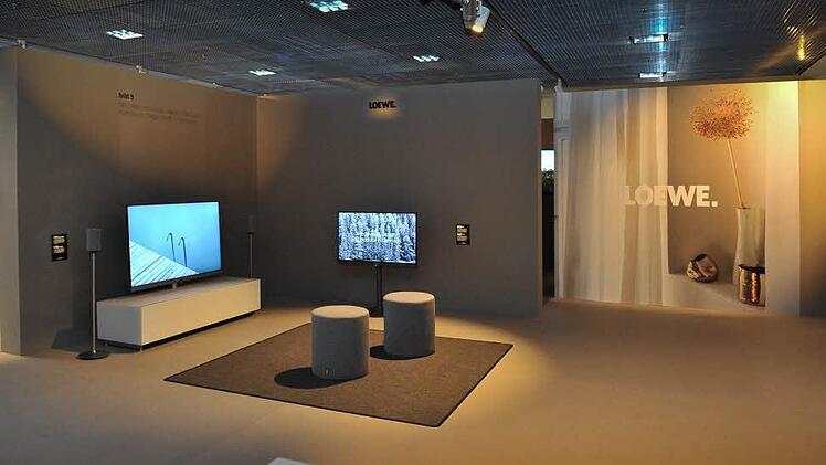 Ab Freitag, 2. September, Anziehungspunkt für tausende Besucher: Der Loewe-Stand in der Messehalle 24 auf der Internationalen Funkausstellung (IFA) in Berlin.  Foto: Wolf-Georg Kirst